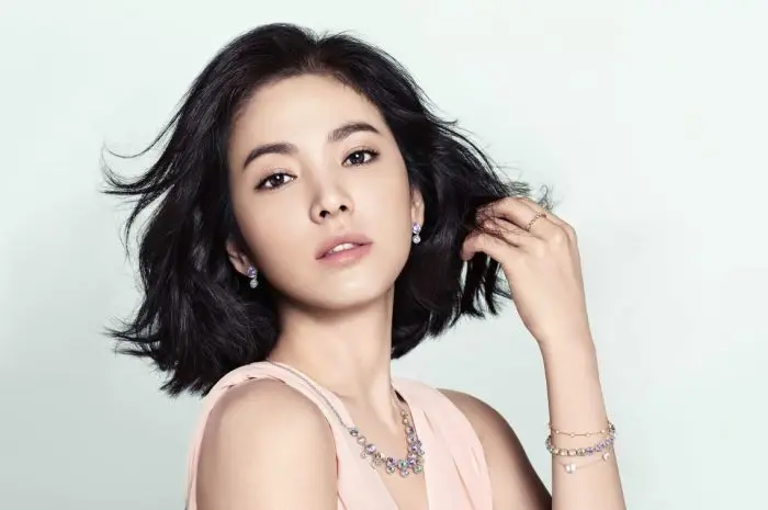 Popular and Stylish Korean Women's Short Hairstyles
